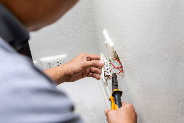 Best Emergency Electrical Repair  in Broussard, LA
